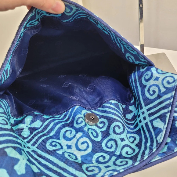 Vera Bradley Crossbody Shoulder Bag in Retired Cuban Tile Print Blue LIKE NEW - Picture 7 of 12